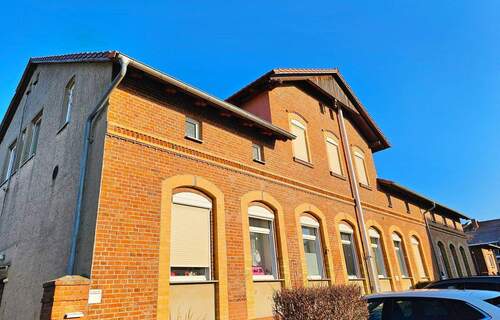 Wohnhaus - Beschaulich Wohnen - Dynamisch Leben