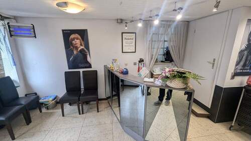 Gewerbeeinheit.jpg - 1 Zimmer Mehrfamilienhaus, Wohnhaus zum Kaufen in Ebersbach an der Fils