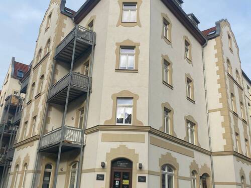 Hausansicht - gemütliches 1-Raum-Apartment mit offener Einbauküche