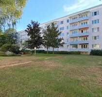 2-Raum-Wohnung mit modernisiertem Tageslichtbad! - Eisenhüttenstadt