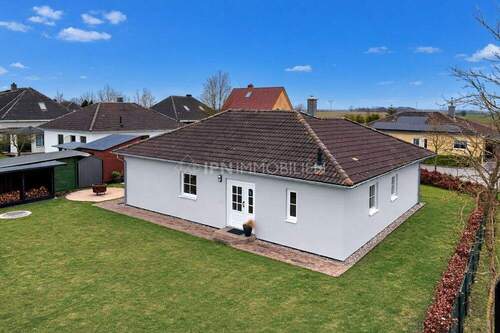 Hausrückansicht - 4 Zimmer Bungalow in Poppendorf