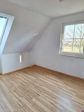 Bild 2 - 5 Zimmer Einfamilienhaus zur Miete in Berlin