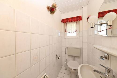 WC - 