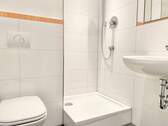 Badezimmer Ansicht 2.jpg - 