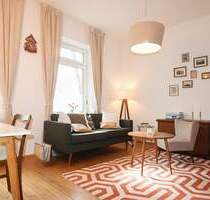 Zwei-Zimmer Stilaltbau-Wohnung mit kleinem Balkon - Frankfurt am Main Bornheim