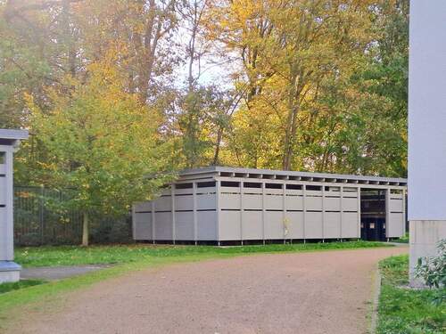 Funktionales Müllhäuschen - 