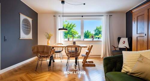 Wohn-/ Essbereich - Südstadt-Vibes: 3 Zimmer, Fischgrätparkett & eigener Gartenanteil