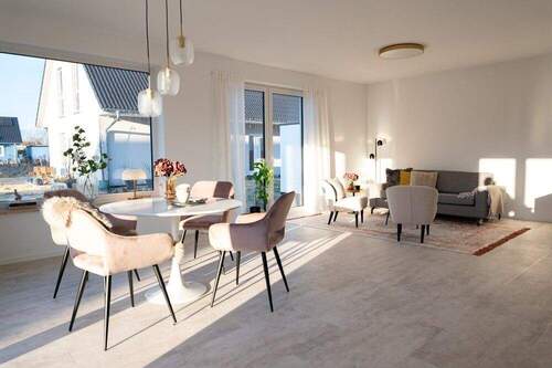 Offener Wohn- und Essbereich - 