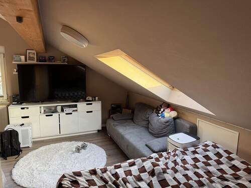 Dachgeschoss Zimmer (1/2) - 