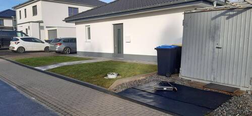 Frontansicht rechts - 5 Zimmer Bungalow zum Kaufen in Dahlem (53949)