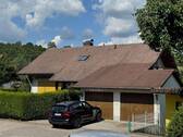 Hausansicht - 1 Zimmer Mehrfamilienhaus, Wohnhaus in Lenzkirch