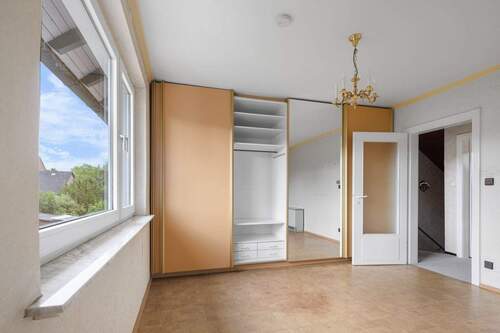 Schlafzimmer 1.OG - 