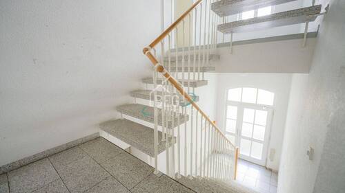 Treppenhaus - Etagenwohnung mit 77,00 m² in Ludwigsburg zum Kaufen