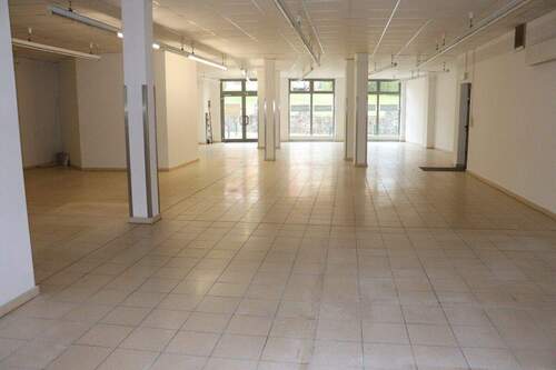 3 - 1 Zimmer Gewerbeobjekt (Büro, Produktion, Verkauf) in Kiel / Friedrichsort