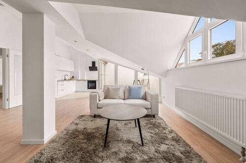 Bild 2 - 2 Zimmer Etagenwohnung zum Kaufen in Berlin