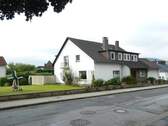 Bild 1 - Großes Einfamilienhaus - mit sep.Büro - Bad Pyrmont - Holzhausen