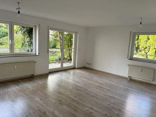 Wohn- und Esszimmer - 