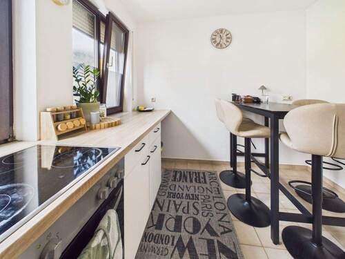 Küche mit Einbauküche (ablösbar) - 