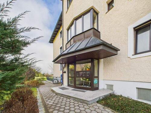 Eingangsbereich - 3 Zimmer Etagenwohnung in Bad Reichenhall