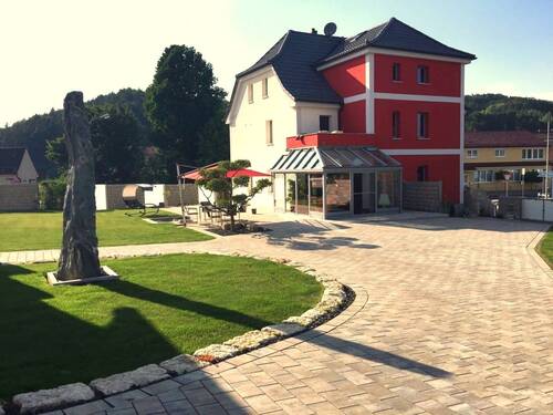 94535c4e-a752-4b84-bc97-924f0ad321c0.jpeg - Traum Haus mit Nebengebäude - 850.000,00 EUR Kaufpreis, ca.  321,90 m² Wohnfläche