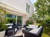 Terrasse vor dem Wohn-Esszimmer - 