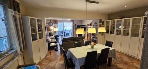 Esszimmer mit Blick zum Wohnzimmer - Mehrfamilienhaus, Wohnhaus mit 152,00 m² in Gelsenkirchen zum Kaufen