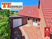 Außenansicht - Nordseeidylle in Hooksiel - vielseitige Doppelhaushälfte in ruhiger Lage mit sonnigem Garten, Balkon und ganz viel Platz!
