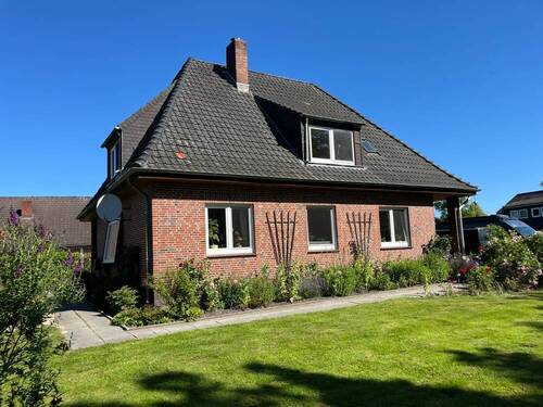 Außenbereich - Ein Haus auf dem Land....nicht irgendeins, eins mit Stil - Individuell mit 'Pfiff'! Viele Optionen, modernisierungsbedürftig in Jade