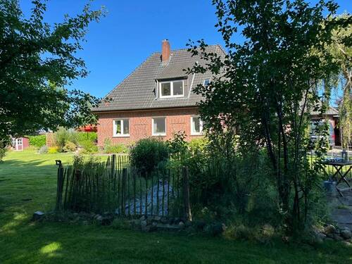Garten - Einfamilienhaus mit 150,00 m² in Jade zum Kaufen