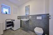 Gäste WC_Waschraum EG - 