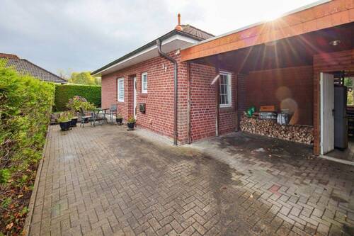 Außenansicht - 4 Zimmer Einfamilienhaus zum Kaufen in Wilhelmshaven