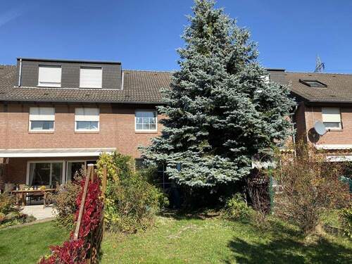 Rückansicht - Weg ins Glück: Familienfreundliche Lage in Moers - Utfort