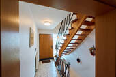 Eingangsbereich / Treppenhaus - 