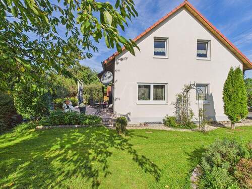 Ansicht au sem Garten - 4 Zimmer Einfamilienhaus zum Kaufen in Knetzgau / Westheim