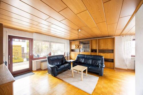 Wohnzimmer OG - Mehrfamilienhaus, Wohnhaus mit 182,00 m&sup2; in Vaihingen an der Enz zum Kaufen