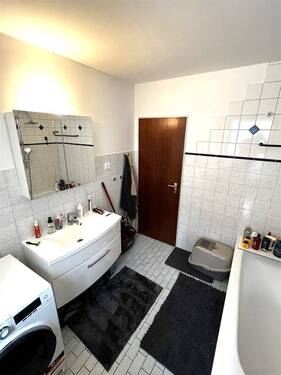 Bad mit Waschmaschinenanschluss - 