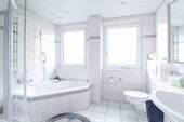 Badezimmer Hochparterre-Wohnung - 