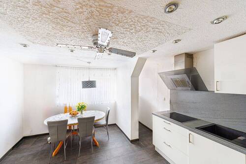 Küche - 3 Zimmer Etagenwohnung in Vaihingen an der Enz