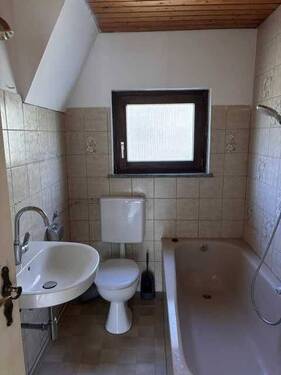 Bad mit Wanne (2) - 