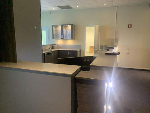 Einbauküche & Theke.Foto-2 - 