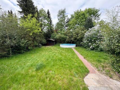 Garten - 5 Zimmer Doppelhaushälfte in Moorrege