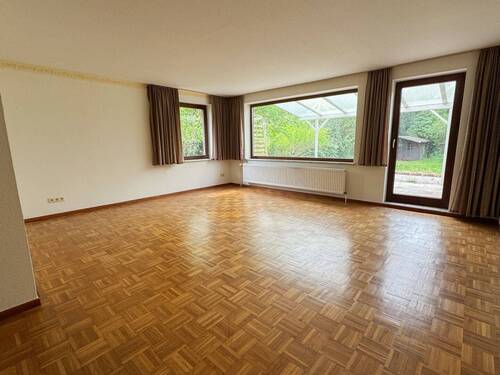 Wohnzimmer - Doppelhaushälfte mit 137,20 m² in Moorrege zum Kaufen