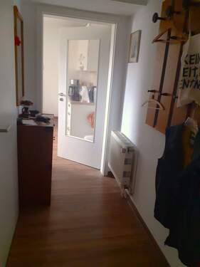 Diele Tür zur Küche.jpg - 