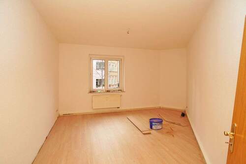 Wohnen - 2 Zimmer Etagenwohnung zur Miete in Dresden