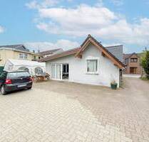 Wohnhaus auf großem Grundstück nahe dem Zentrum von Barmstedt