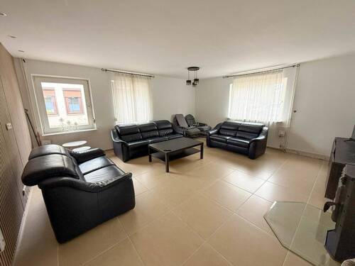 Wohnzimmer - 4 Zimmer Einfamilienhaus in Barmstedt