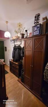 Der Flur zum Wohnungseingang.jpg - 