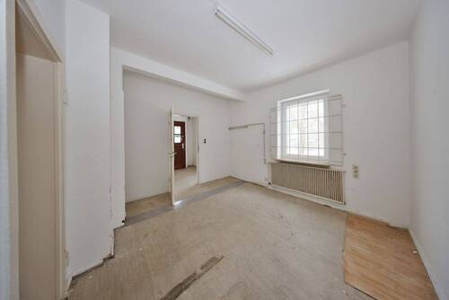 Büro/Lager - 