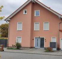 Hasselroth: Exklusives Einfamilienhaus mit Villencharakter in verkehrsberuhigter Sackgasse!