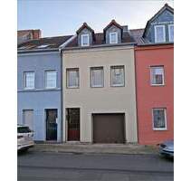 Reihenmittelhaus mit Anbau und Garage in zentraler Lage von Aschersleben